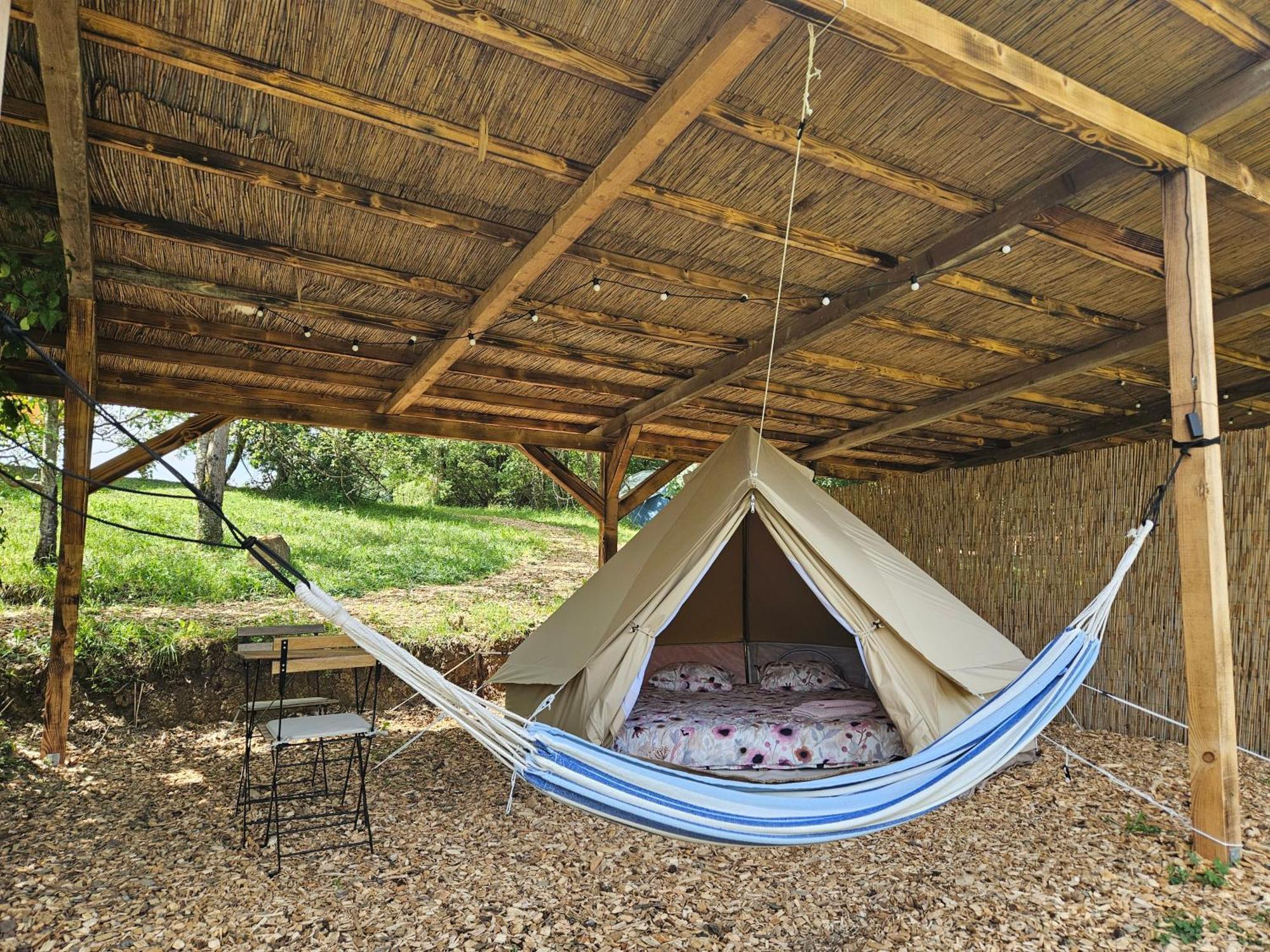 ホテル Eco Camp Supot Šmarje エクステリア 写真